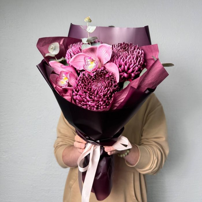 Букет из хризантем Бигуди и Орхидей, фото 4